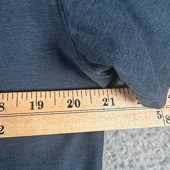 Vuori Strato Tech Polo Shirt Men's L Blue Knit Stretch Casual‎ Performance Golf - Picture 5 of 8